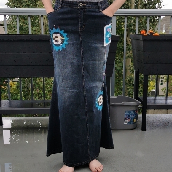 Long Distressed Grafitti Denim Mermaid Skirt Large - Picture 4 of 12